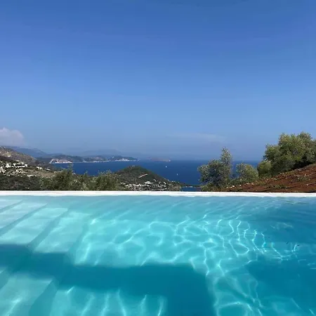 Villa The Cove Bay