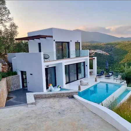 Villa The Bower Bay *