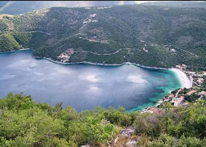 The Cove Sivota Bay Вилла